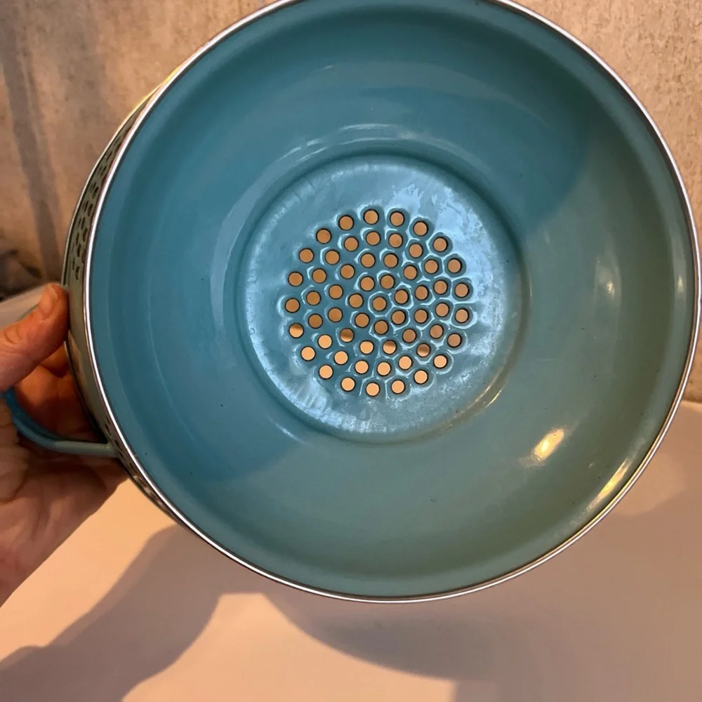 Turquoise Metal Colander with Handles